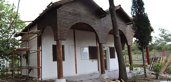 KOYUNBABA TÜRBESİ’NDE RESTORASYON BAŞLADI