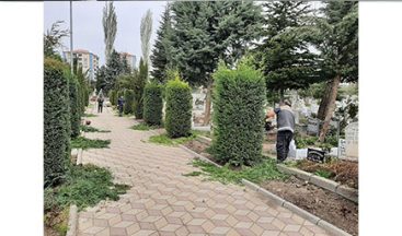 MEZARLIKLAR BAYRAM ÖNCESİ PIRIL PIRIL