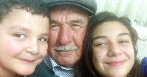 TUNCAY YILMAZ BABASINI KAYBETTİ.