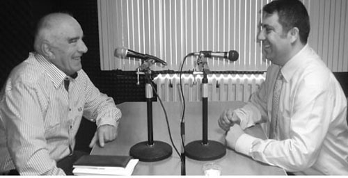 GELENEĞİ BOZMADIK HOCAM. BUGÜN 17 NİSAN.. TUNABOYLU UMUT RADYO’DA KÖY ENSTİTÜLERİNİ ANLATIYOR.