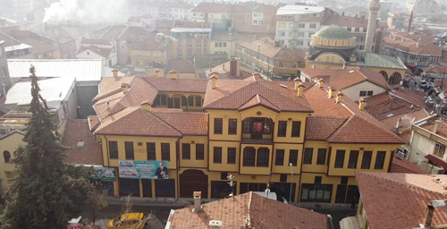 VELİPAŞA HANI DÜKKANLARI BUGÜN KİRAYA VERİLİYOR