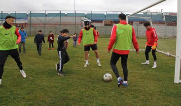 ANLAMLI DİYABETİK DOSTLUK MAÇI