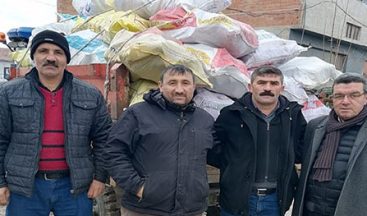 CHP ÖRGÜTLERİ 1 TIR ODUN GÖNDERDİ