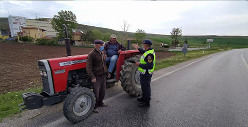TECRÜBESİZ GENÇLER VE YAŞLI SÜRÜCÜLER ..