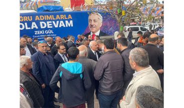 GÜL VEKİL GİBİ KARŞILANDI