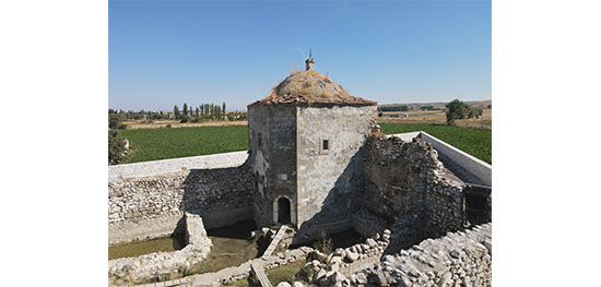 HÜSEYİN GAZİ TÜRBESİ AYAĞA KALDIRILIYOR