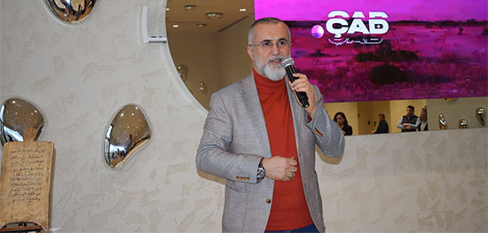 YAZAR TUNÇ, ‘HEYBESİNDEKİ HİKAYELERİ’ ANLATTI