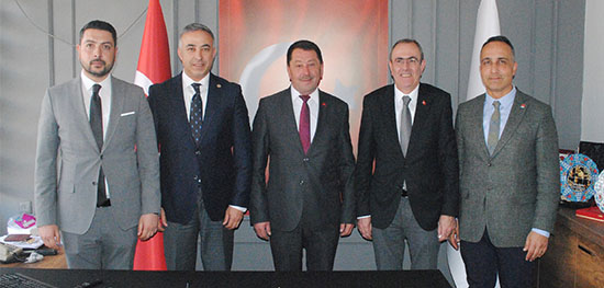 ŞAHİN’DEN CHP ADAYINA SICAK KARŞILAMA