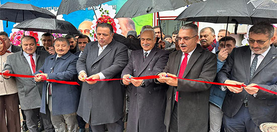 İSKİLİP’TE AK PARTİ BÜROSU’NA ‘BEREKETLİ’ AÇILIŞ!