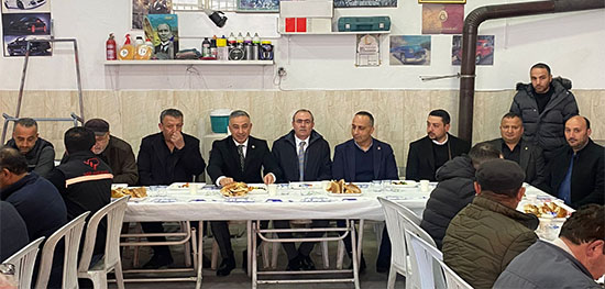 CHP ADAYI, ESNAF SOFRASINA MİSAFİR OLDU