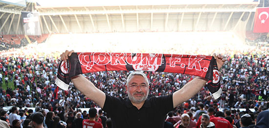 BAŞKAN AŞGIN’DAN ÇORUM FK’YA PRİM JESTİ