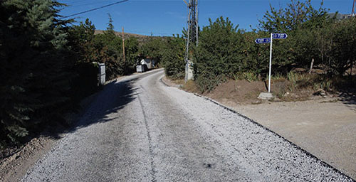 AYARIK BAĞ YOLLARI SATİHLENDİ