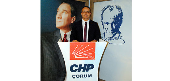 CHP Çorum İl Başkanı Av. Dinçer Solmaz, Kurban Bayramı’nın ülkemize ve İslam dünyasına barış ve esenlik getirmesini, bu güzel günlerin tüm olumsuzlukları unutturmasını temenni etti.