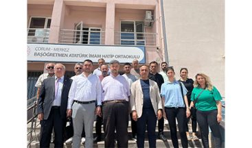 CHP’DEN, DARP EDİLEN OKUL MÜDÜRÜ ATILGAN’A GEÇMİŞ OLSUN ZİYARETİ