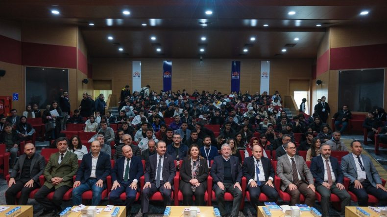 HİTÜ’DE TEKNOLOJİ VE SANAT SEMPOZYUMU