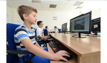 GENÇLİK MERKEZLERİ KAPILARINI AÇTI