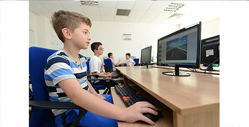 GENÇLİK MERKEZLERİ KAPILARINI AÇTI