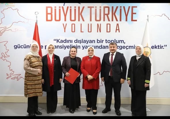 AK PARTİ KADIN KOLLARI’NDA “SEMRA AKYÜZ AKDAĞ” DÖNEMİ
