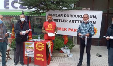EMEK PARTİSİ’NDEN ‘ZAMLAR GERİ ALINSIN’ STANTI