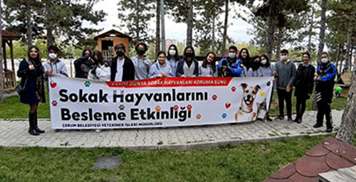 MİNİKLERLE BİR OLDULAR..