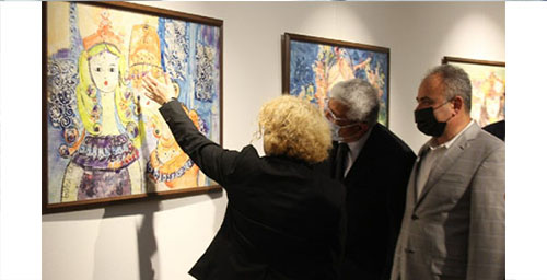 ‘ÖZEL KALPLERİN RENGİ’ MEST ETTİ.