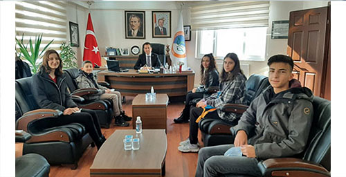 LİSELİLER’DEN BAŞKAN YILDIRIM’A ZİYARET