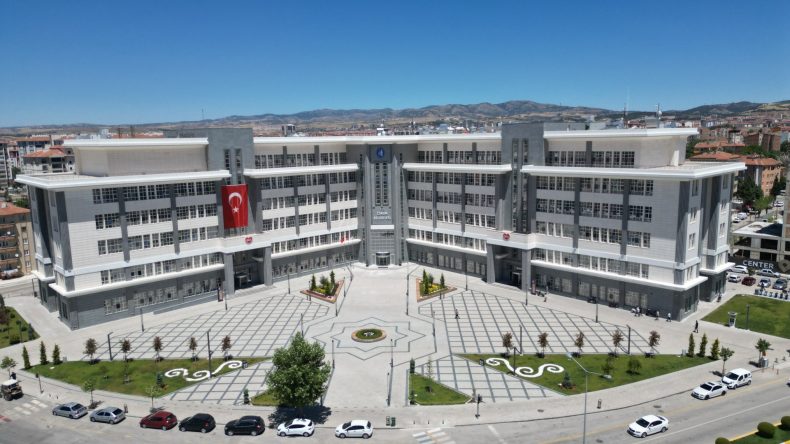 ŞEHRE GELEN ÜNİVERSİTELİLERE DİJİTAL KOLAYLIK