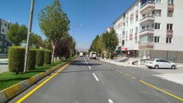 KENT GENELİNDE YOL ÇİZGİLERİ YENİLENİYOR