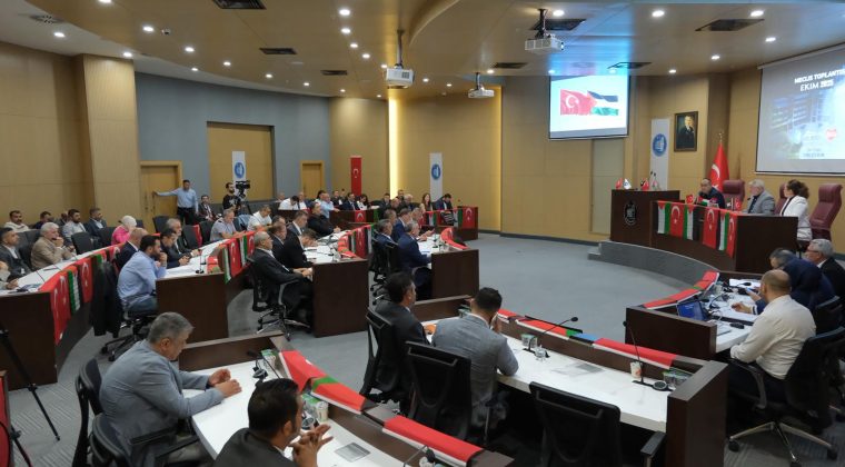 32 BİN ÖĞRENCİYE KİTAP ÇEKİ DAĞITILACAK