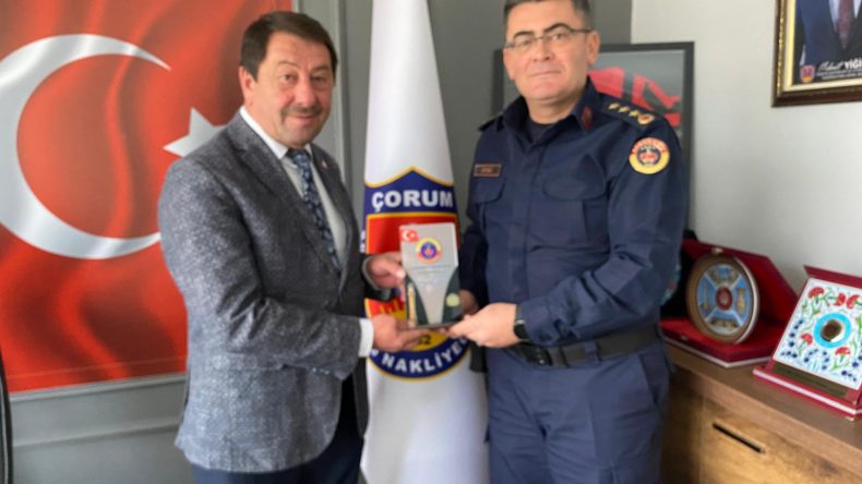 İL JANDARMA KOMUTANI AYVAZ’DAN ŞOFÖRLER ODASI’NA İADE-İ ZİYARET