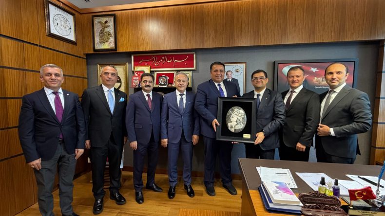 ‘ÇORUM’DA DEĞİŞİM ZAMANI’ EKİBİ’NDEN MİLLETVEKİLİ OĞUZHAN KAYA’YA ZİYARET