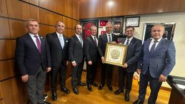 ’ÇORUM’DA DEĞİŞİM ZAMANI’ EKİBİ’NDEN MİLLETVEKİLİ TAHTASIZ’A ZİYARET
