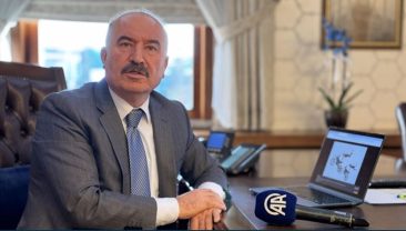 ‘ÖĞRETMENLERİMİZ, TARİHİ SORUMLULUK SAHİBİDİR’