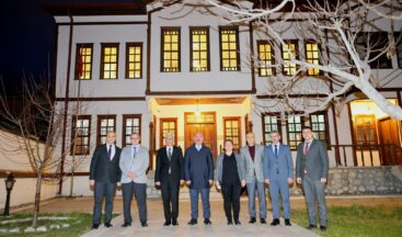 VALİ ÇALGAN BEKTAŞ’TAN BRİFİNG ALDI