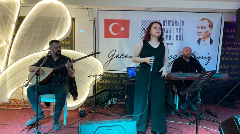 ADD’DEN COŞKULU GECE