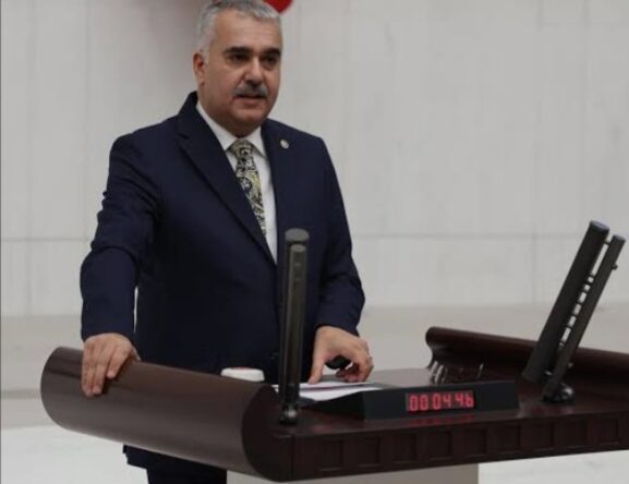 AHLATCI’DAN 11. YARGI PAKETİ MESAJI: “TOPLUMDA ADALET, SOKAKTA HUZUR”