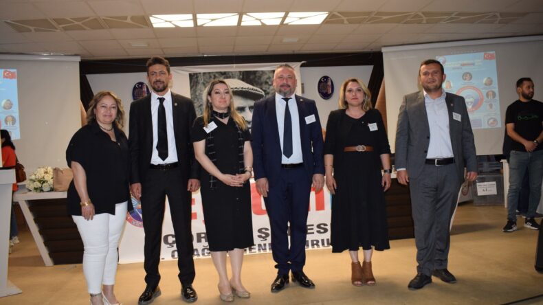 EĞİTİM-İŞ: “MASADA MEMURU UNUTANLAR, SAHADA ROL ÇALAMAZ!”