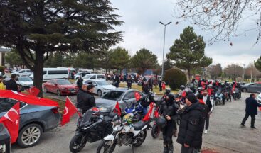 ÇORUM’DA YÜZLERCE TEKERLEK BAYRAĞIMIZ İÇİN DÖNDÜ