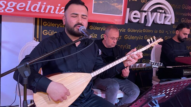 PALABIYIK KÖYLÜLERİNDEN COŞKULU DAYANIŞMA GECESİ