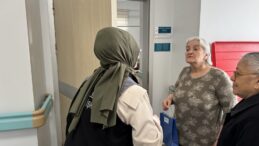 BAYRAM’DA TEDAVİ GÖREN YAŞLILAR UNUTULMADI