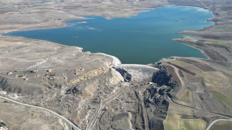 BELEDİYE BARAJLARDA ÖLÇÜM YAPIYOR