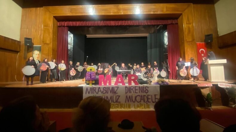 ‘KADIN GÜLERSE BAHAR GELİR’