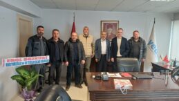 ELEKTRİKÇİ ESNAFINDAN YENİ MÜDÜRE KUTLAMA ZİYARETİ