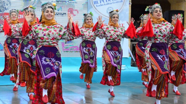 3. PUDUHEPA KADIN KÜLTÜR FESTİVALİ BAŞLADI