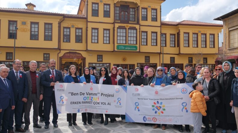 HANÖNÜ’NDE ‘OTİZM’ DAYANIŞMASI