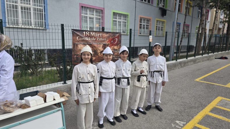 ÇANAKKALE’Yİ HOŞAF VE EKMEKLE HİSSETTİLER