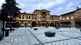 “HANÖNÜ MEYDANI” RESMEN İSİMLENDİRİLDİ