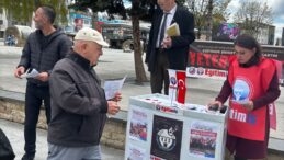 EĞİTİM-İŞ’İN İMZA KAMPANYASINA HALKTAN BÜYÜK DESTEK VAR