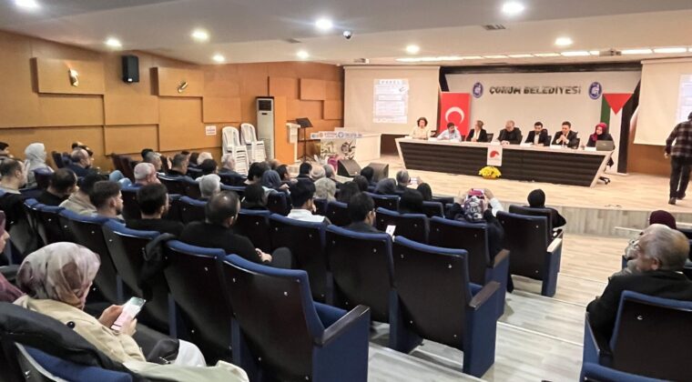 FİLİSTİN VE İDEOLOJİLER’ PANELİ İLGİ İLE DİNLEDİ