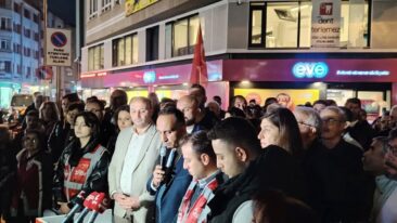 SOLMAZ: CHP TESLİM ALINAMAZ, SUSTURULAMAZ, DİZ ÇÖKTÜRÜLEMEZ!